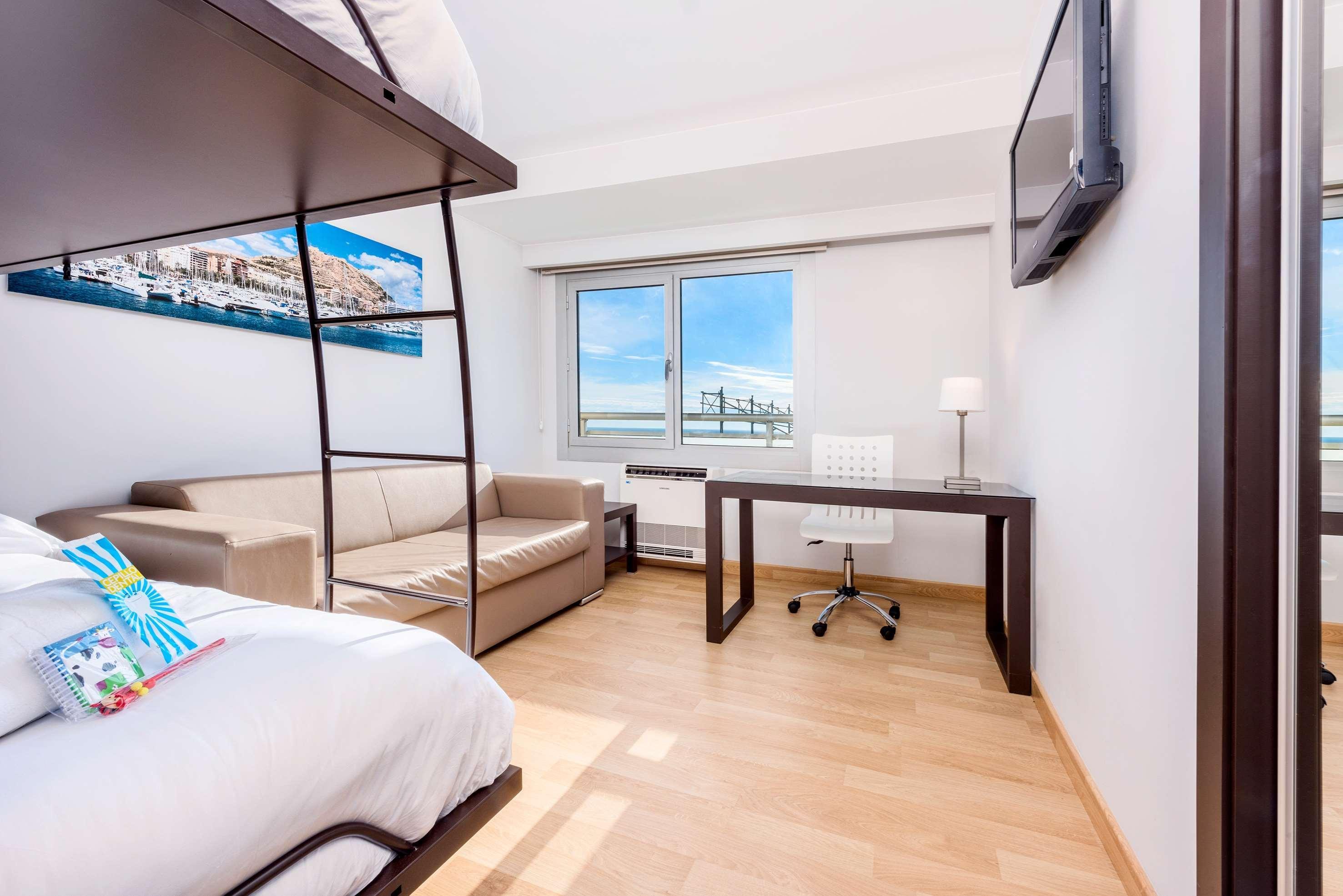 Hotel Alicante Gran Sol, Affiliated By Melia Extérieur photo