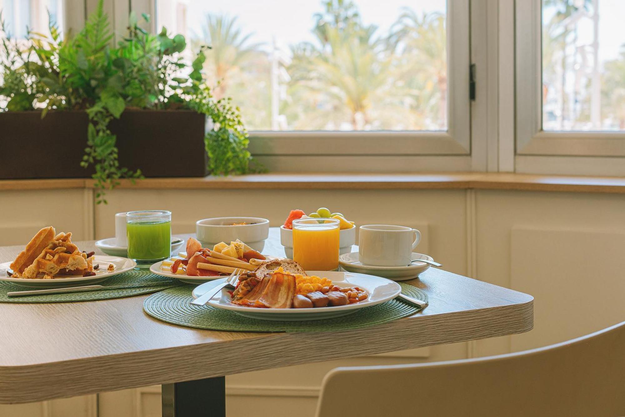 Hotel Alicante Gran Sol, Affiliated By Melia Extérieur photo