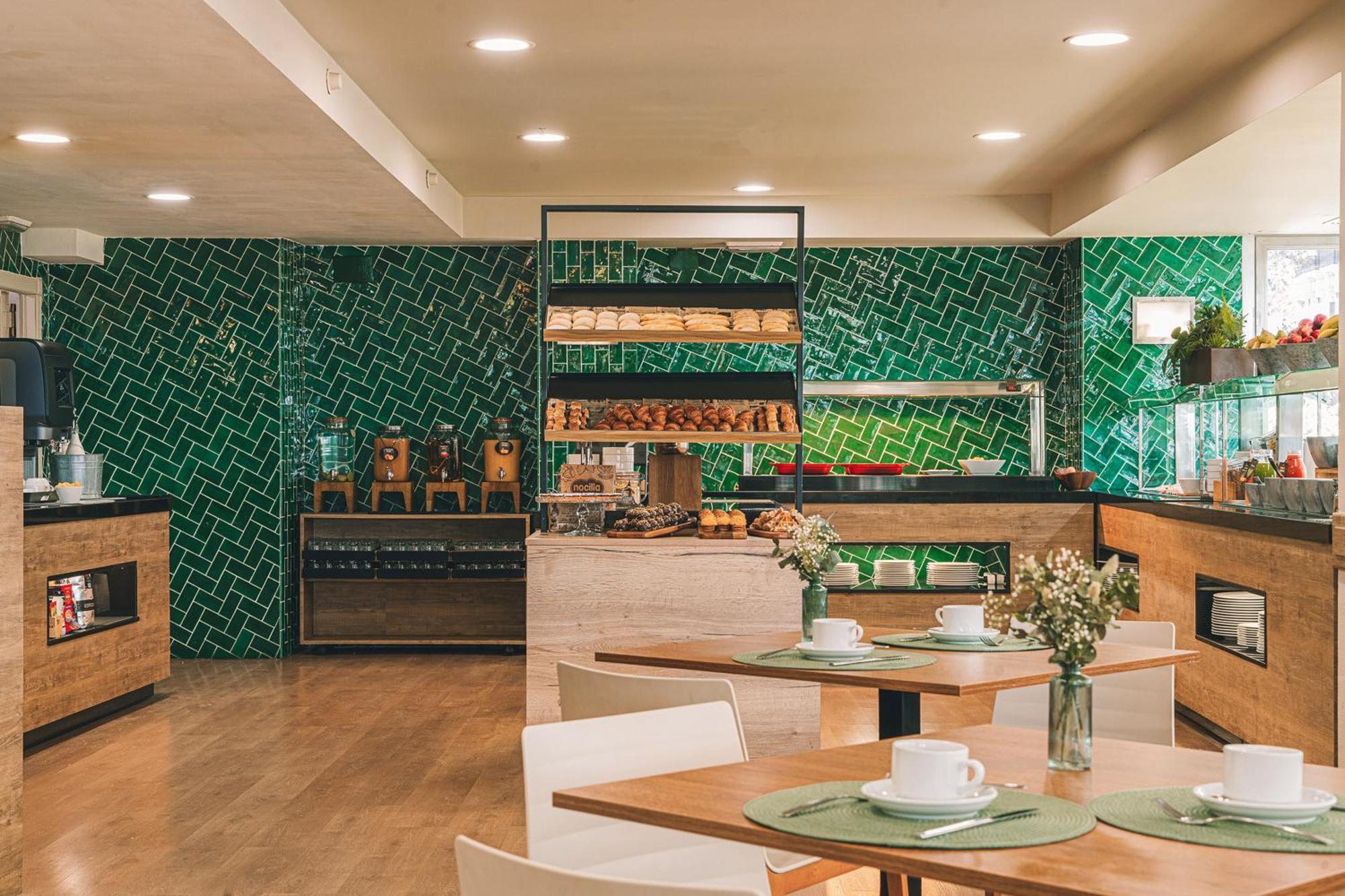 Hotel Alicante Gran Sol, Affiliated By Melia Extérieur photo